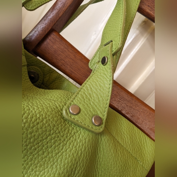 Y2K Claudia Firenze Genuine Leather Lime Green Purse - Picture 2 of 10